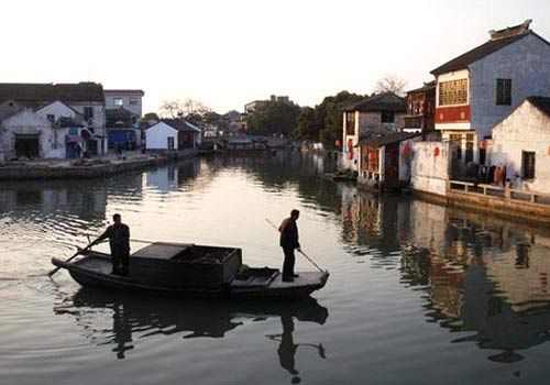 走马同里，触到不同味道