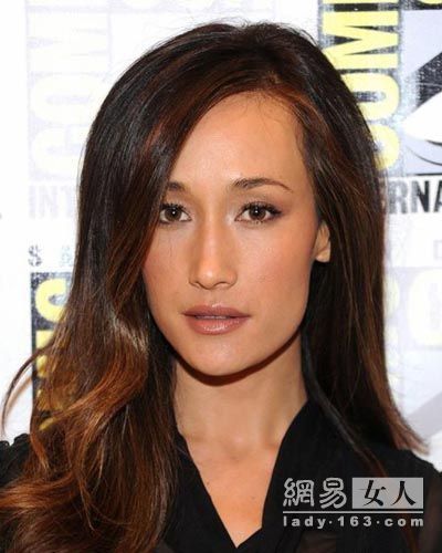 maggie q：我不是完美肌肤