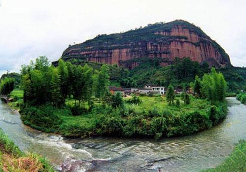 鸡公山：登上峰顶犹腾云驾雾