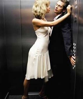 电梯是最好的艳遇场合
