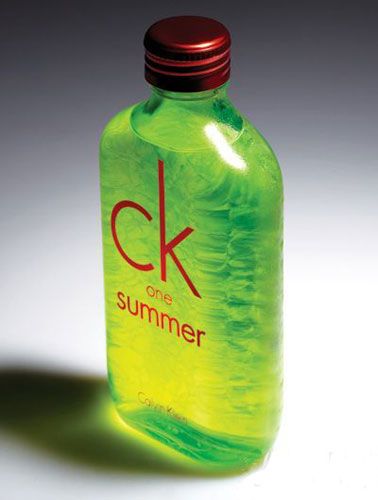 Calvin Klein2012夏日限量淡香水